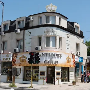 rezervați aici